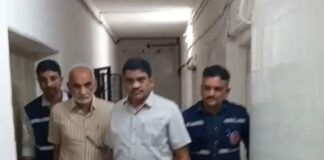 મોરબી પીજીવીસીએલના નાયબ ઇજનેરએ વચેટિયા મારફતે 20 હજારની લાંચ માંગી;બન્ને એસીબીના હાથે ઝડપાયા