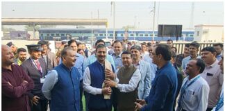 મોરબી: ટ્રેડ સેન્ટરનું રેલ્વે જનરલ મેનેજર દ્વારા ઉદ્ઘાટન, ઉદ્યોગકારો અને પત્રકારોએ વિવિધ રજૂઆતો કરી