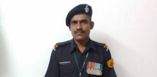 મોરબીના શહીદ જવાનના પરિવારને અજય લોરિયા એક લાખની સહાય આપશે