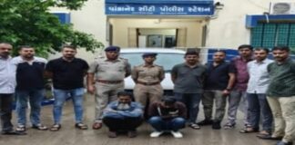 વાંકાનેરમાં ઇકો કાર ચોરીનો ભેદ ઉકેલાયો, બે આરોપી મુદ્દામાલ સાથે ઝડપાયા