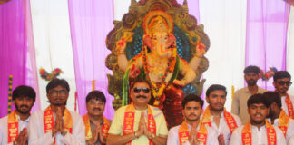 “નવયુગ કા રાજા” — જ્યાં ભક્તિ સાથે ગુંજે એકતાનો નાદ અને વિઘ્નહર્તાના આશીર્વાદથી થાય શુભકાર્યોની શરૂઆત:નવયુગ ગ્રુપ ઓફ કોલેજિસમાં ‘નવયુગ કા રાજા’નું ભવ્ય સ્થાપન